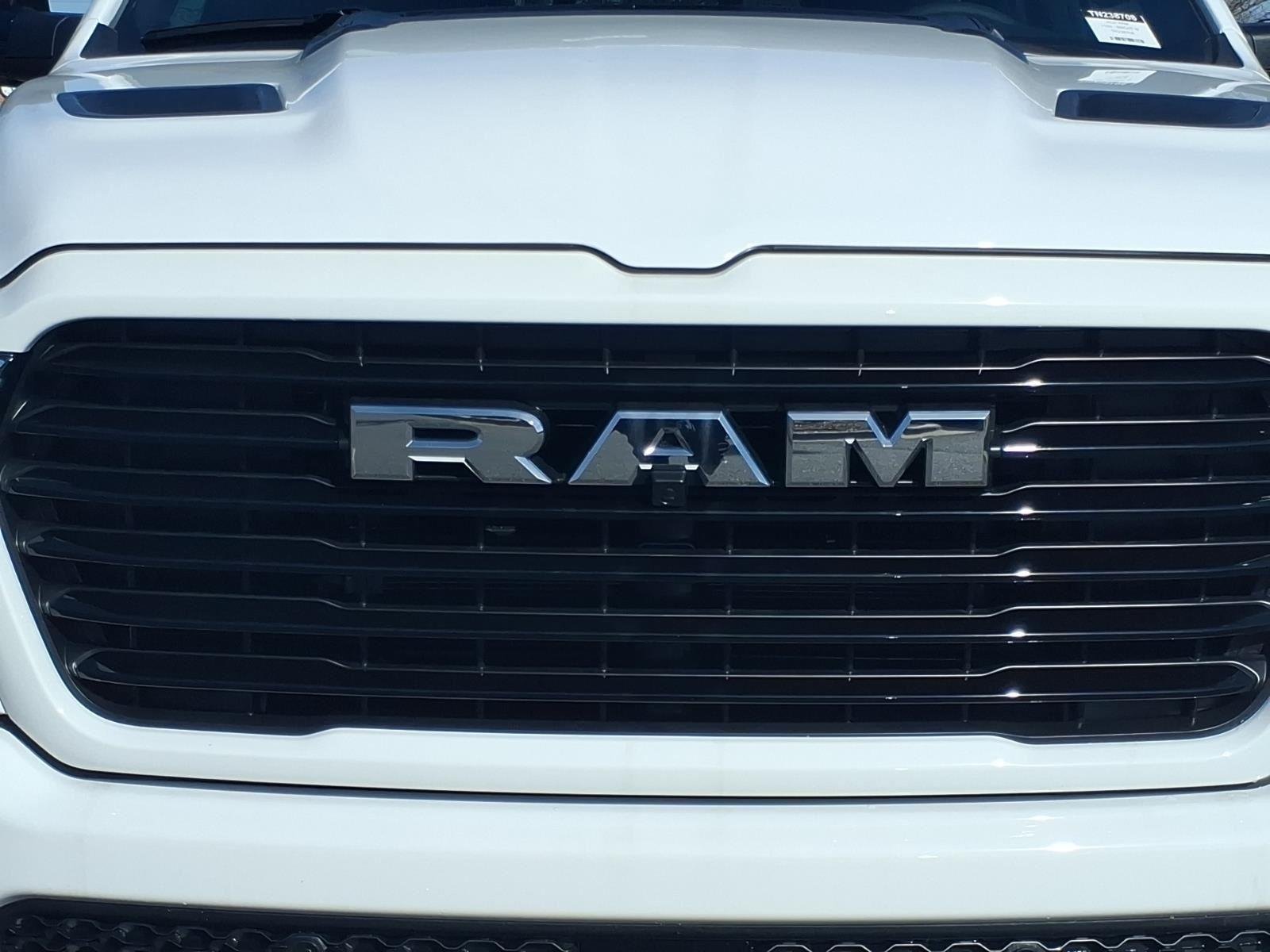 New 2026 Bright White Clear-Coat Exterior Paint RAM Laramie image 14