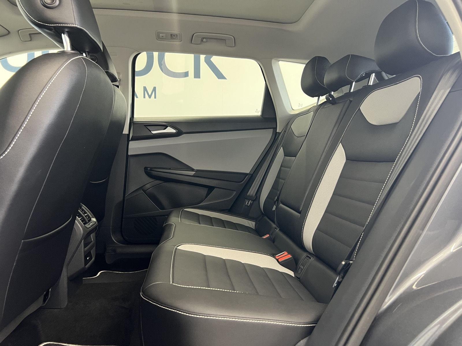 2023 Volkswagen Taos SEL - Photo 26