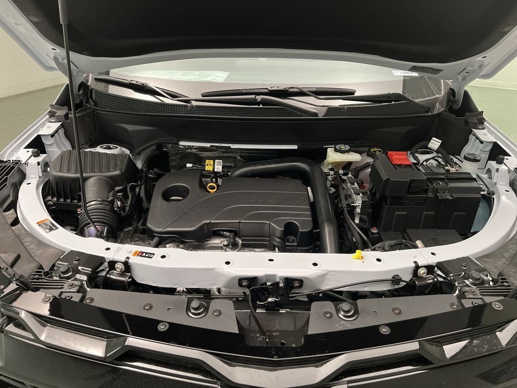 2027 Chevrolet Equinox RS - Photo 25
