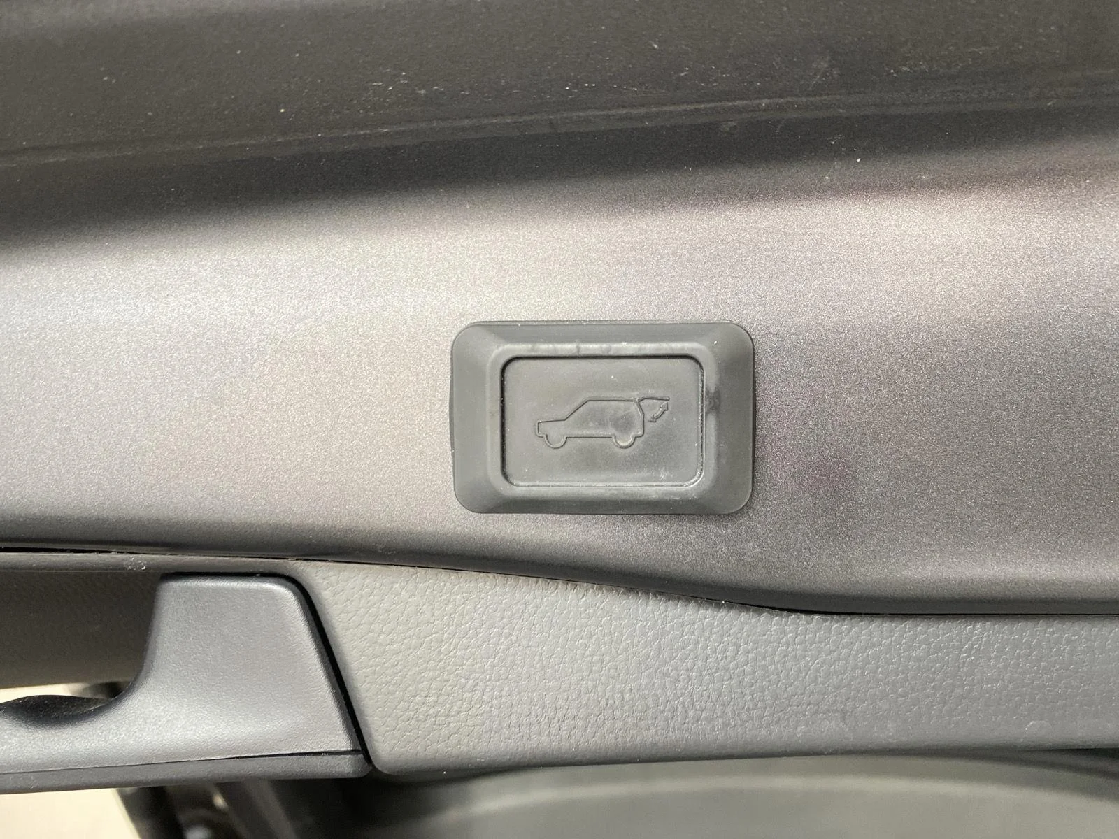 Used 2024 Magnetic Gray Metallic Toyota XLE image 8