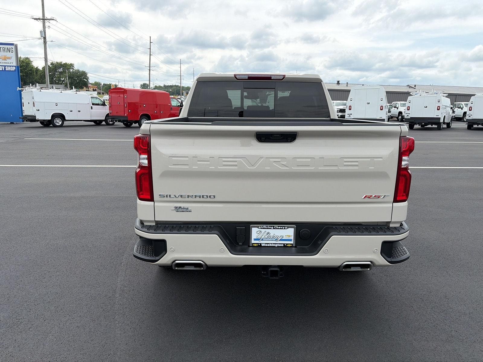 New 2026 White Sands Chevrolet RST image 4
