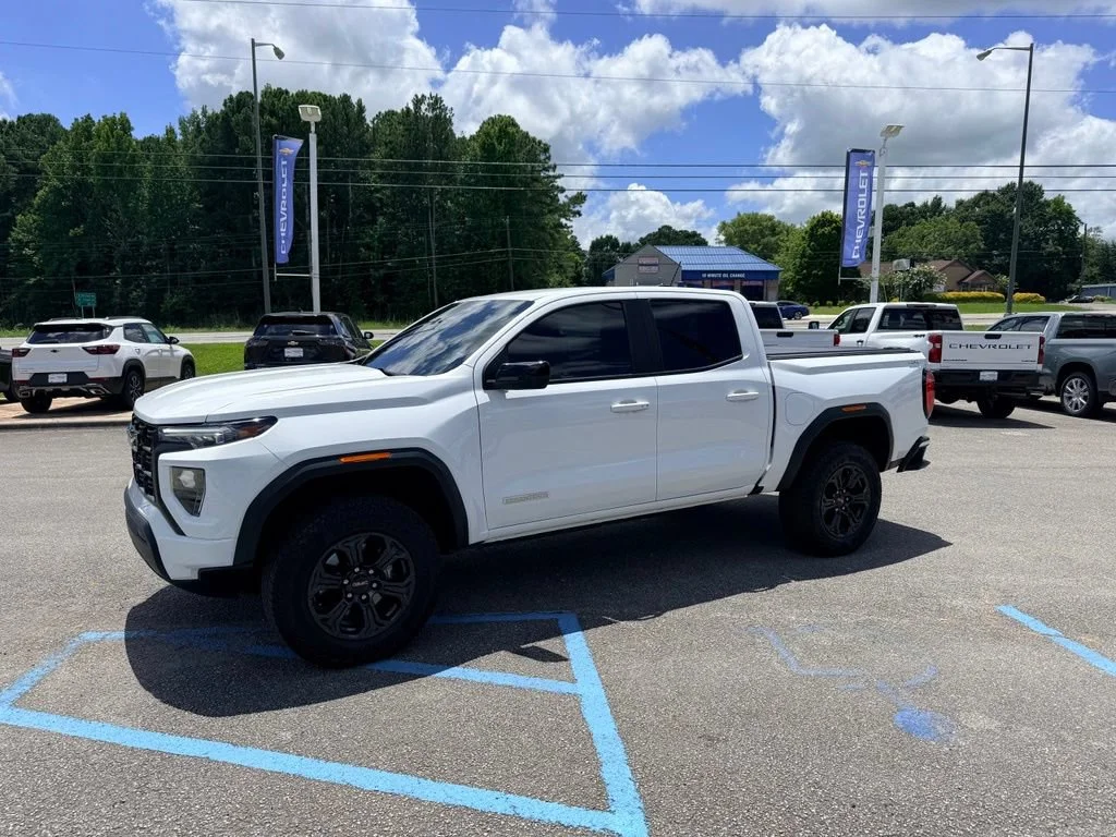 Used 2024 Summit White GMC Elevation image 2