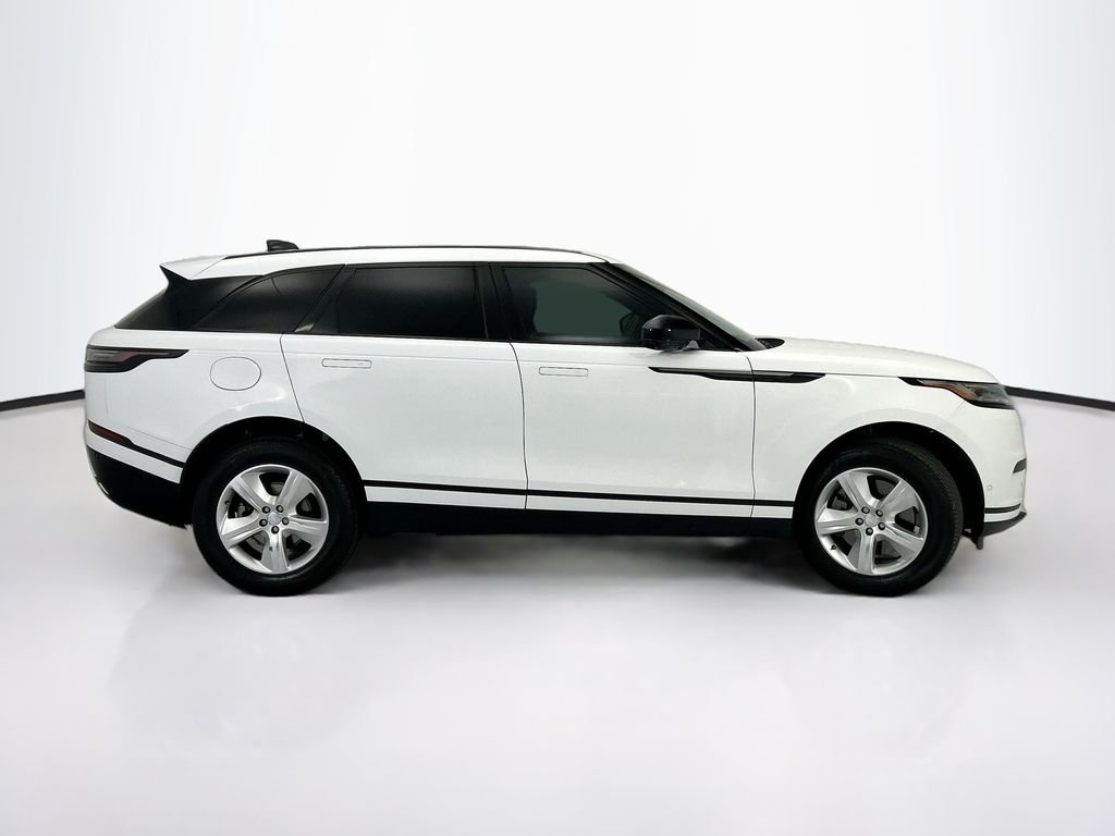 Certified Used 2026 Fuji White Land Rover S image 4