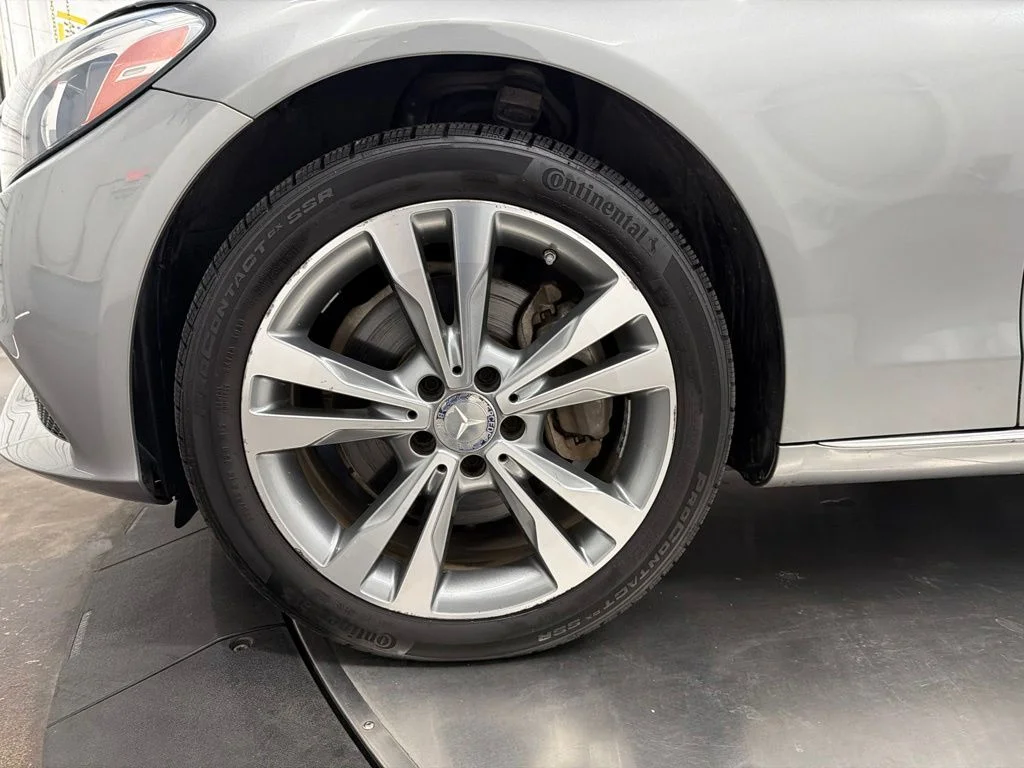 Certified Used 2015 Gray Mercedes-Benz C 300 image 10