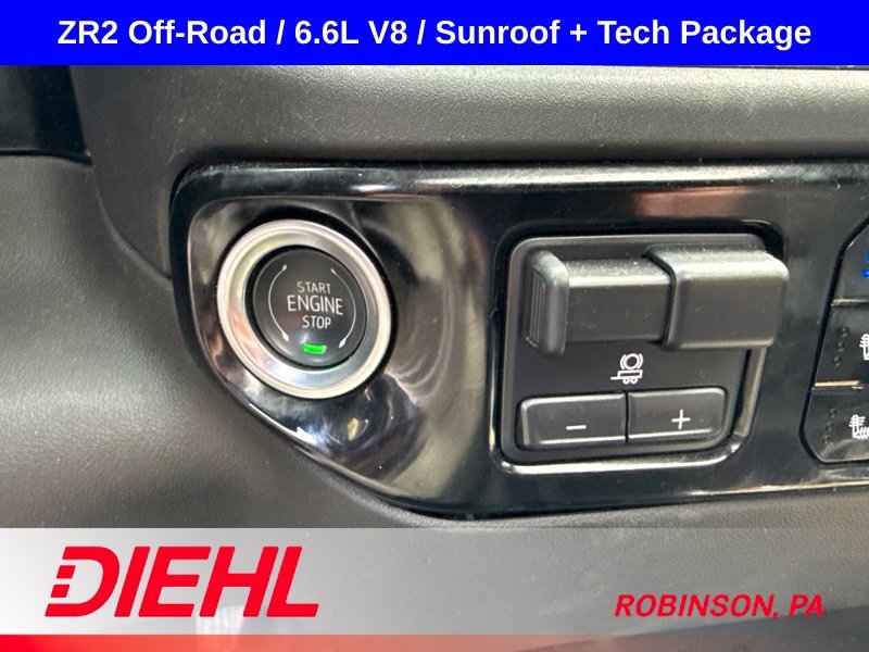 Used 2025 Gray Chevrolet ZR2 image 31