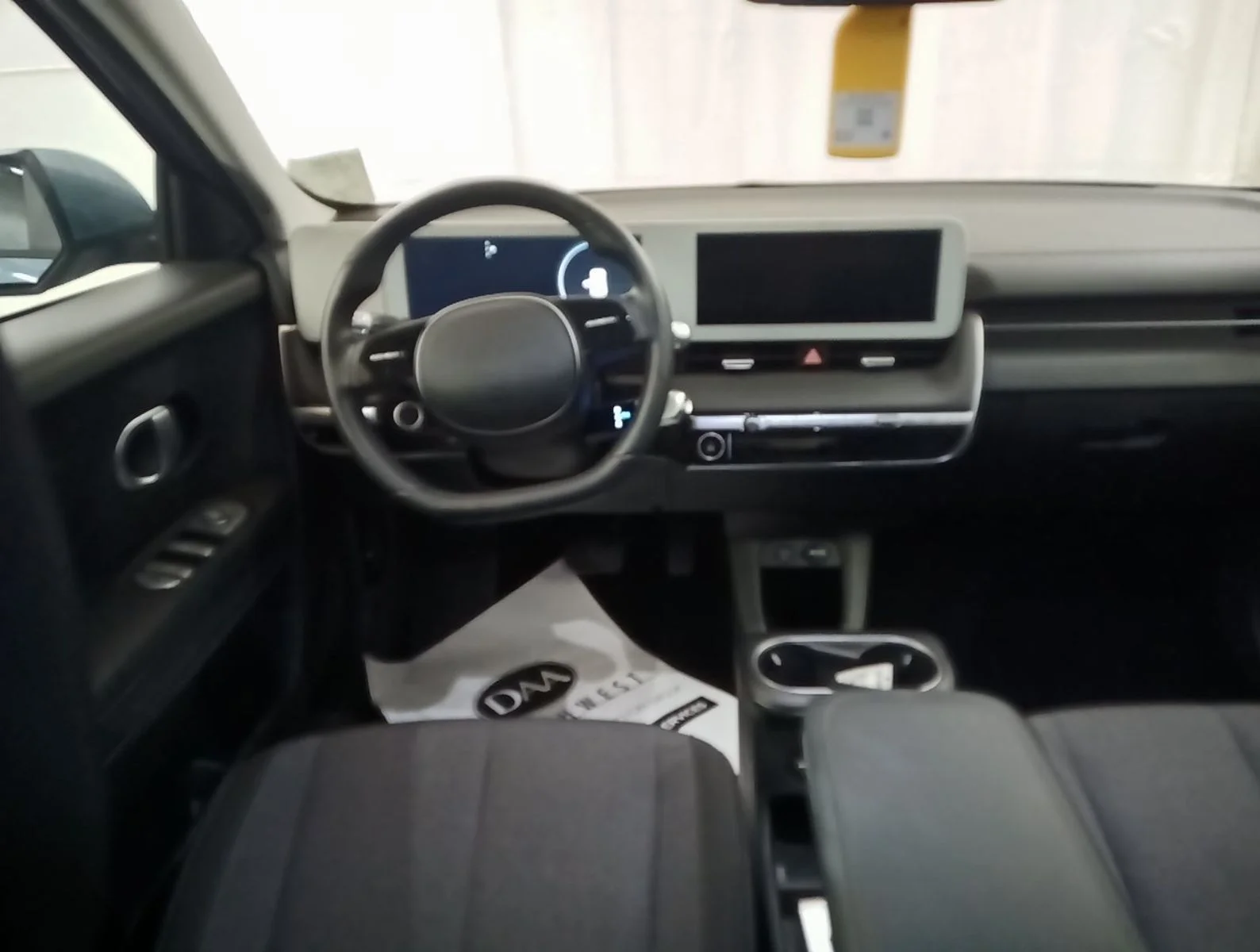 Used 2024 Blue Hyundai SEL image 5