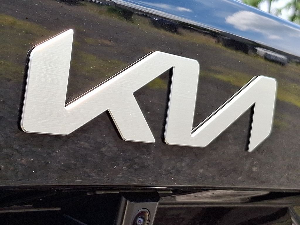 New 2026 Ebony Black Kia S image 11