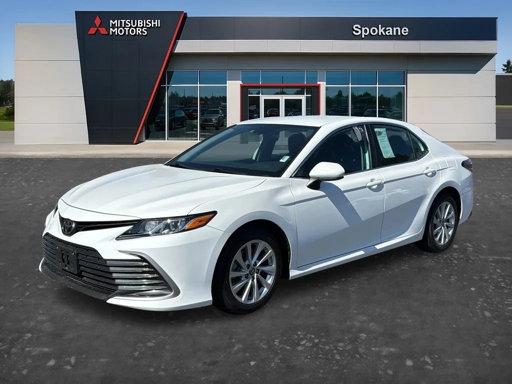 Used 2021 Super White Toyota LE image 3