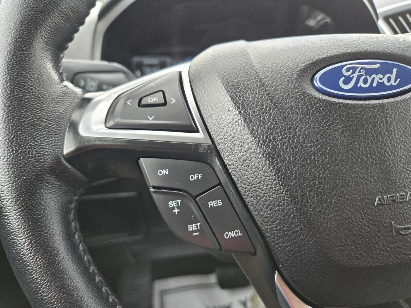 Used 2023 Agate Black Ford Titanium image 21