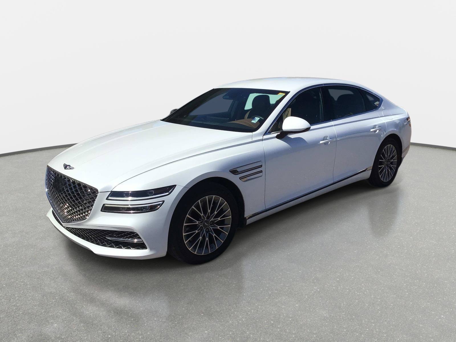 Used 2024 Uyuni White Genesis 2.5T image 1