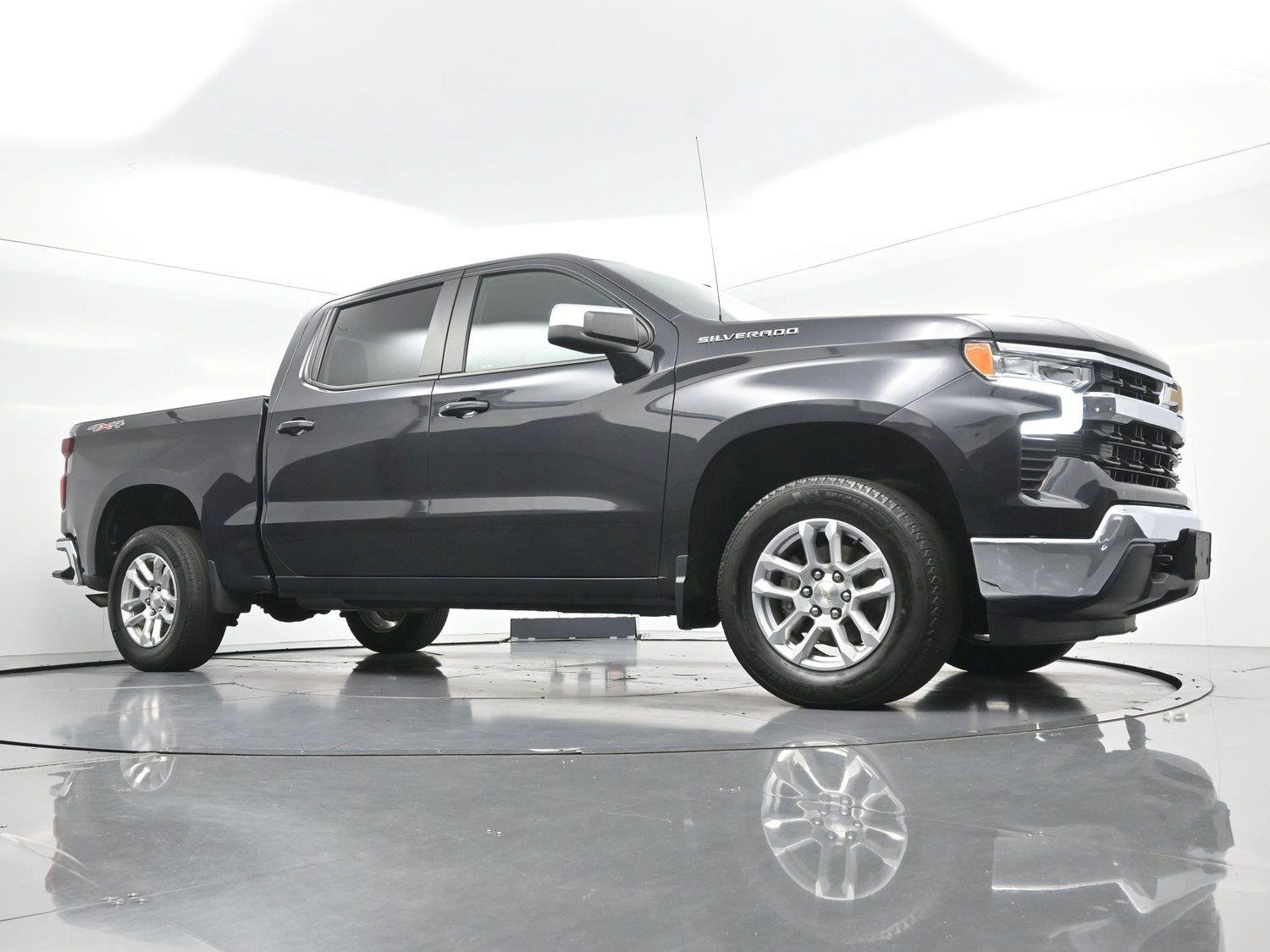 Used 2023 DARK ASH METALLIC Chevrolet LT image 41