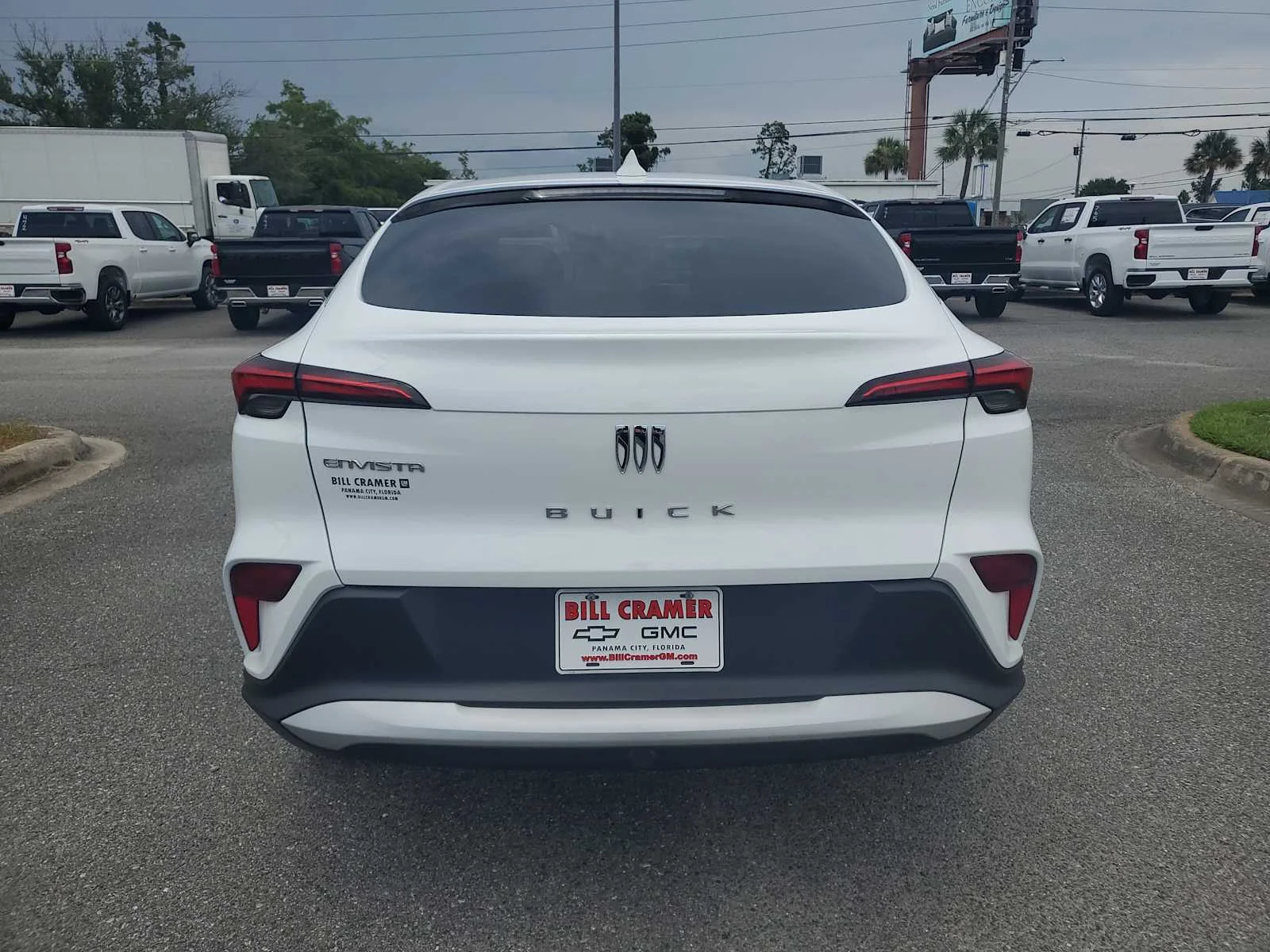 Used 2024 Summit White Buick Preferred image 4
