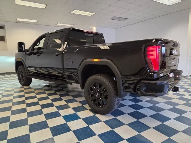 New 2026 Onyx Black GMC AT4 image 5