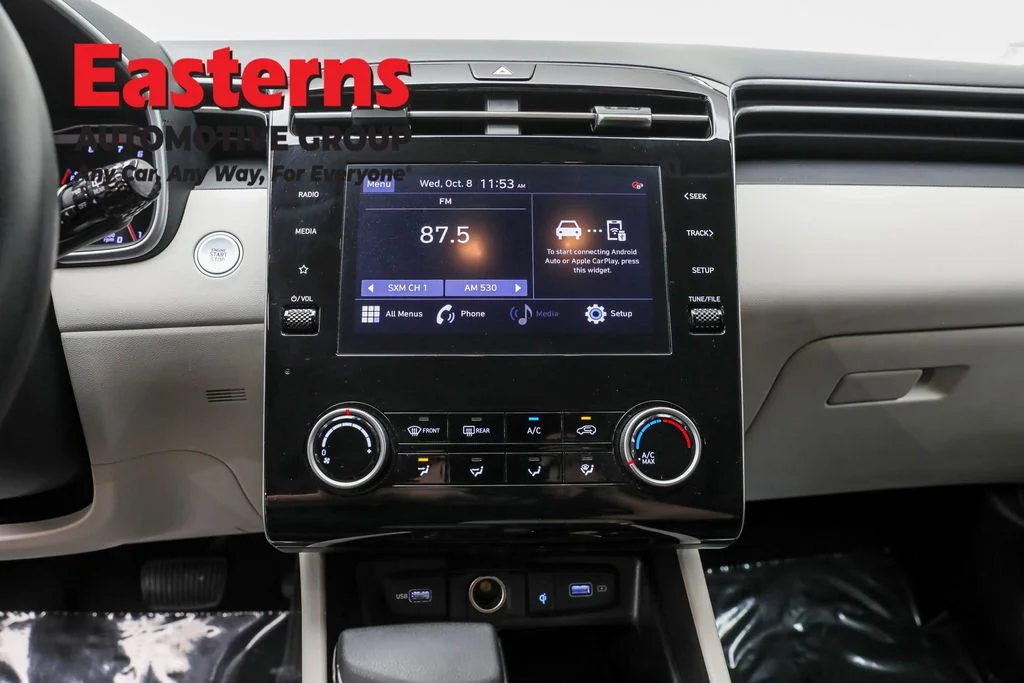 Used 2023 Silver Hyundai SEL image 18