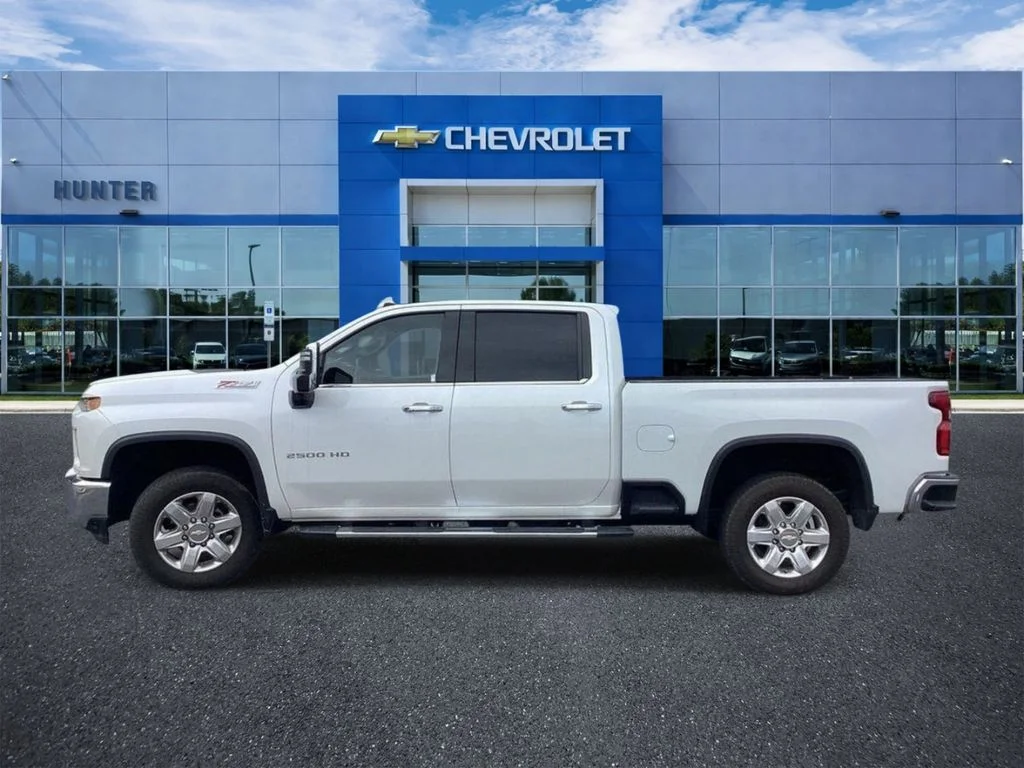 Used 2021 Iridescent Pearl Tricoat Chevrolet LTZ image 6