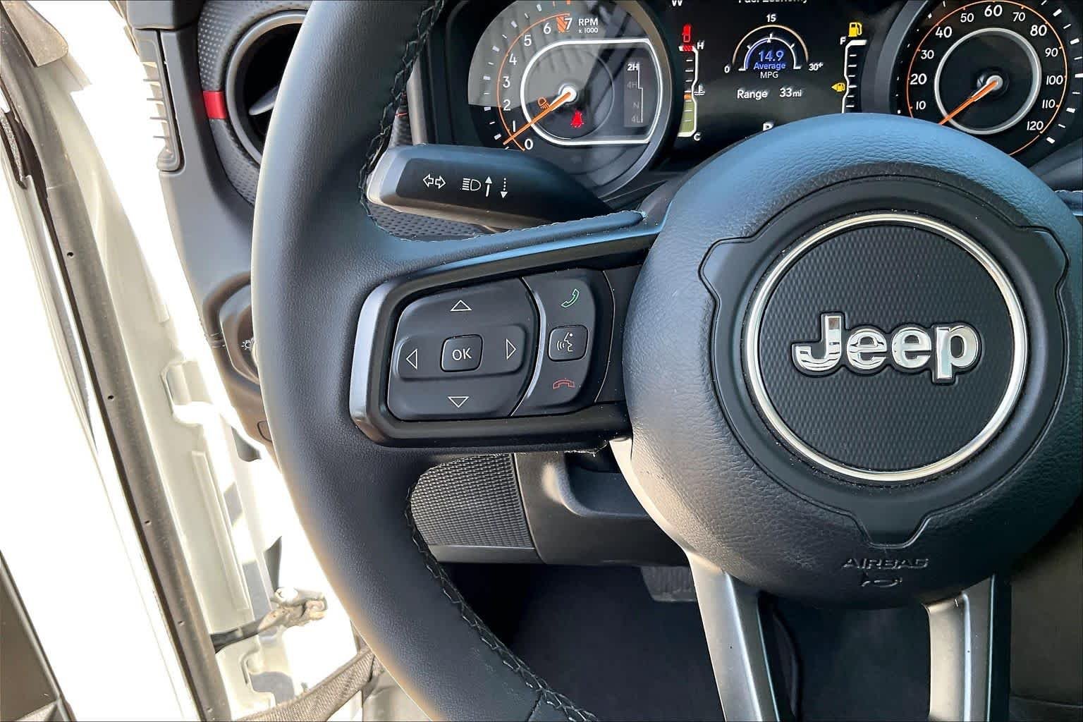 Used 2026 Bright White Clearcoat Jeep Rubicon image 23