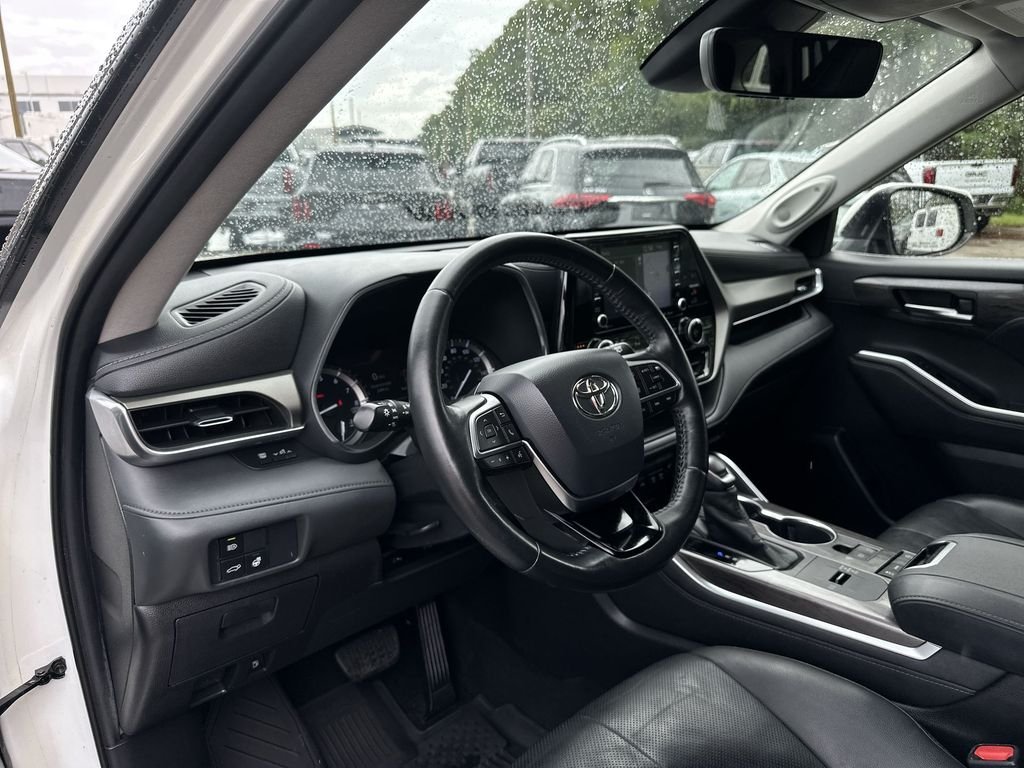 Used 2020 White Toyota Limited image 10