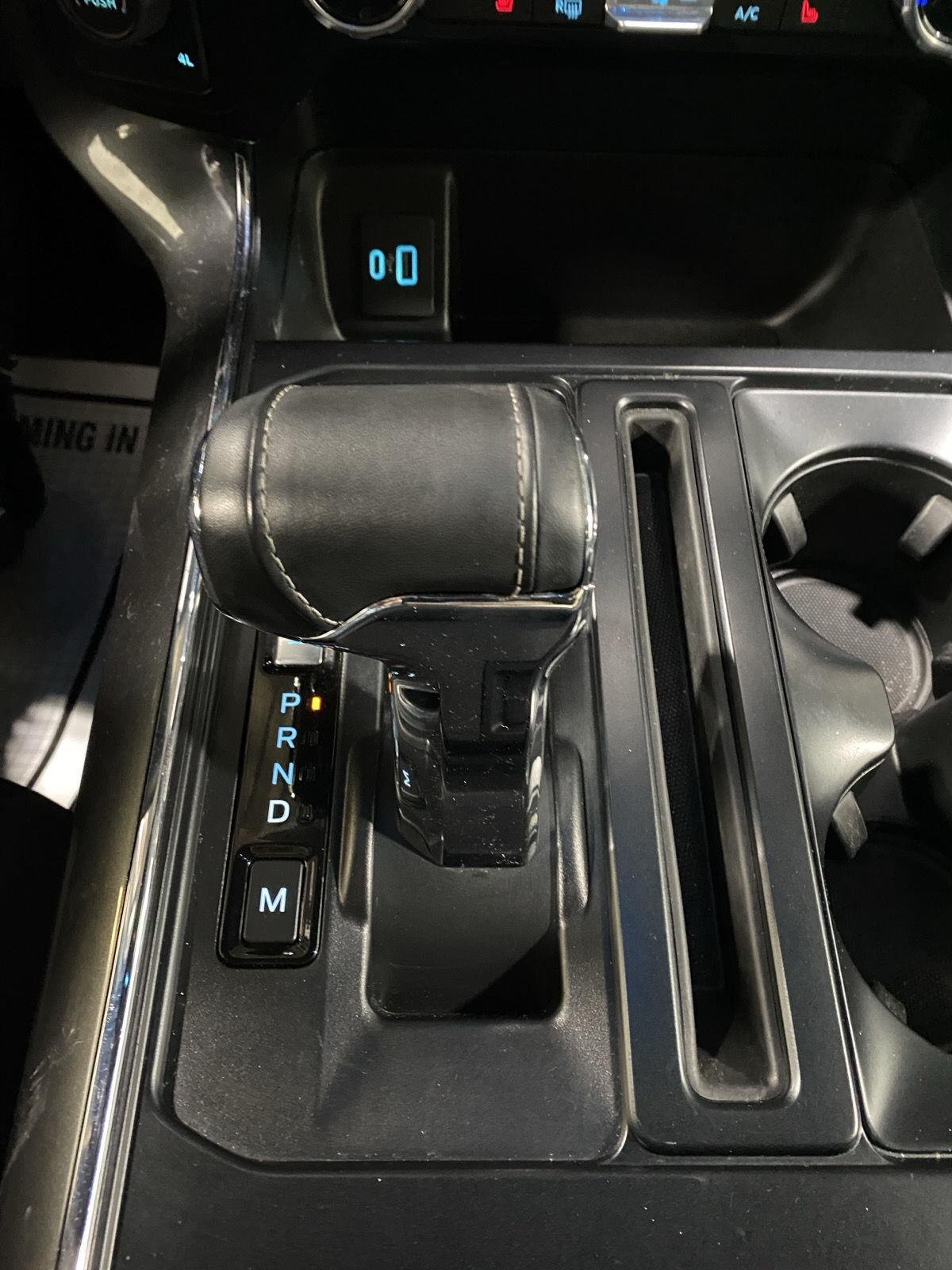 Used 2023 Avalanche Gray Ford XLT image 31