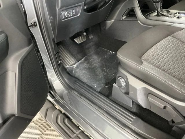 New 2026 Carbonized Gray Metallic Ford XL image 14