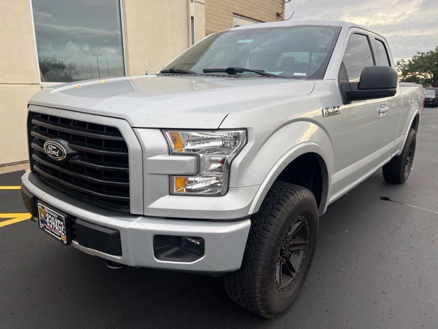 Used 2017 Silver Ford XLT image 4