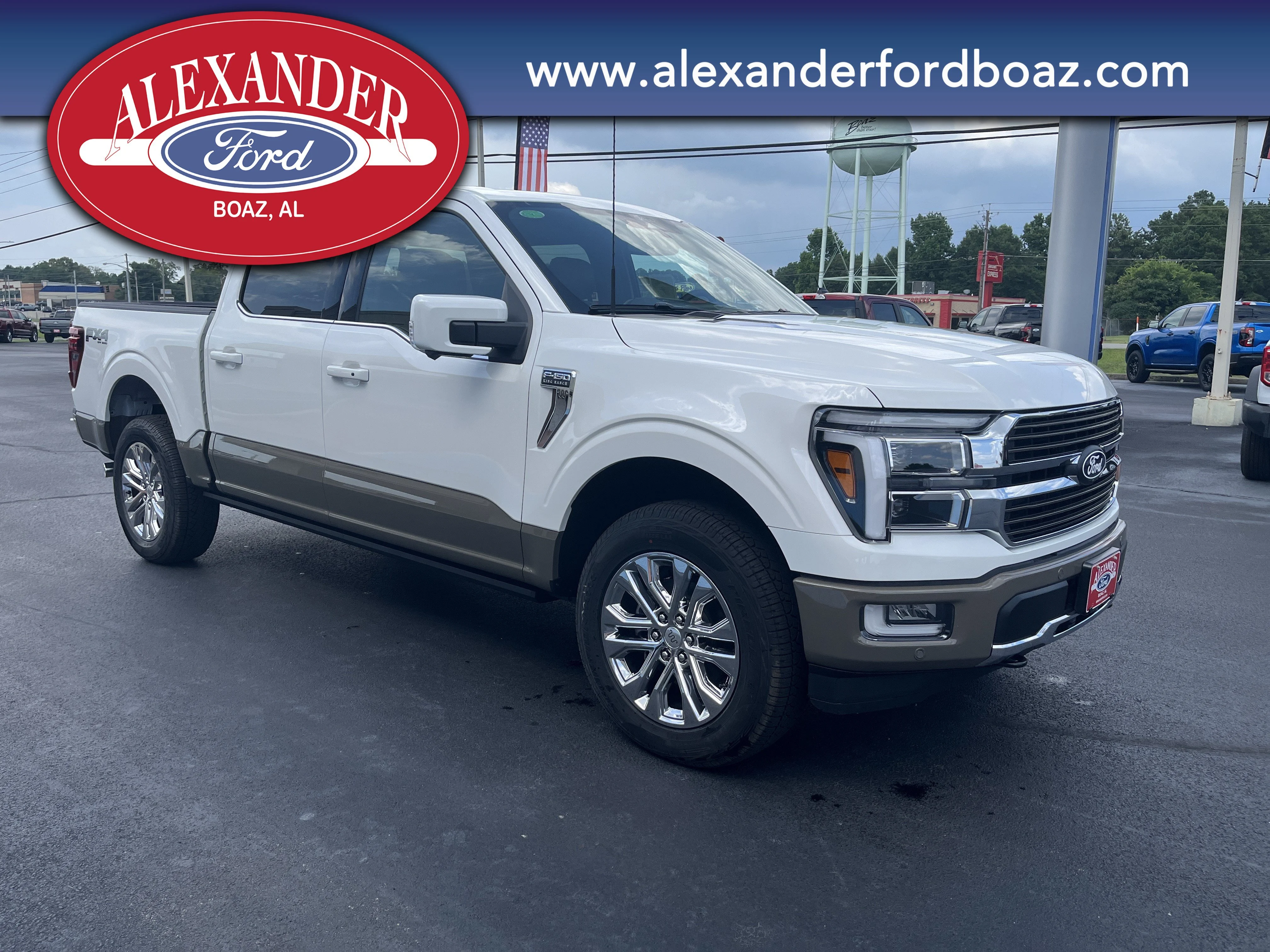 New 2026 Star White Metallic Tri-Coat Ford King Ranch® image 3