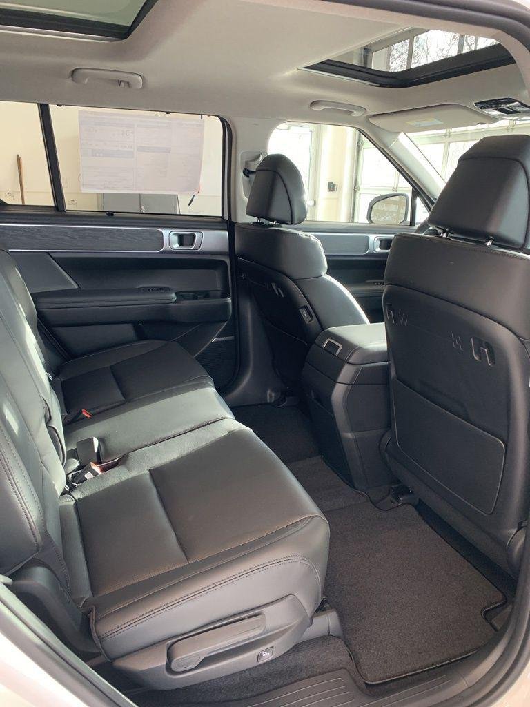 New 2026 White Hyundai Limited image 21
