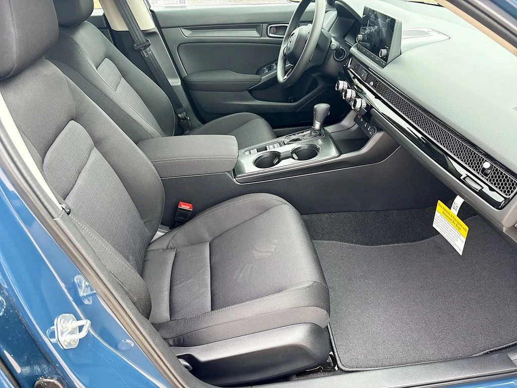 Used 2026 Blue Lagoon Pearl Honda LX image 31