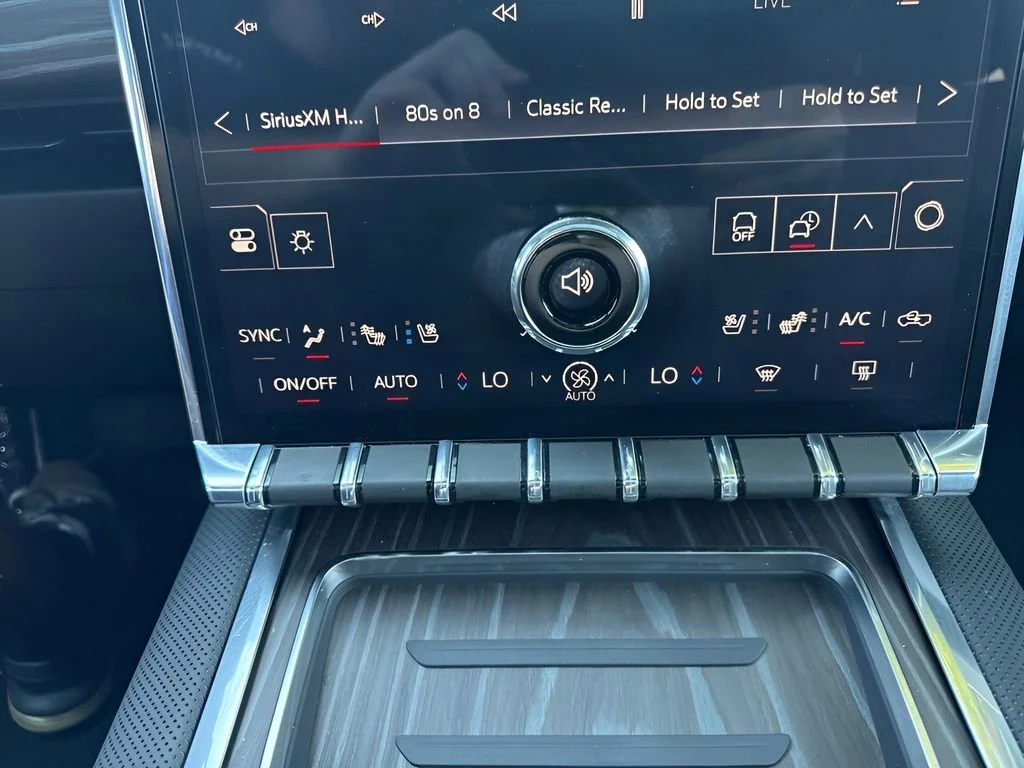 Used 2025 Summit White GMC Extended Range Denali image 22