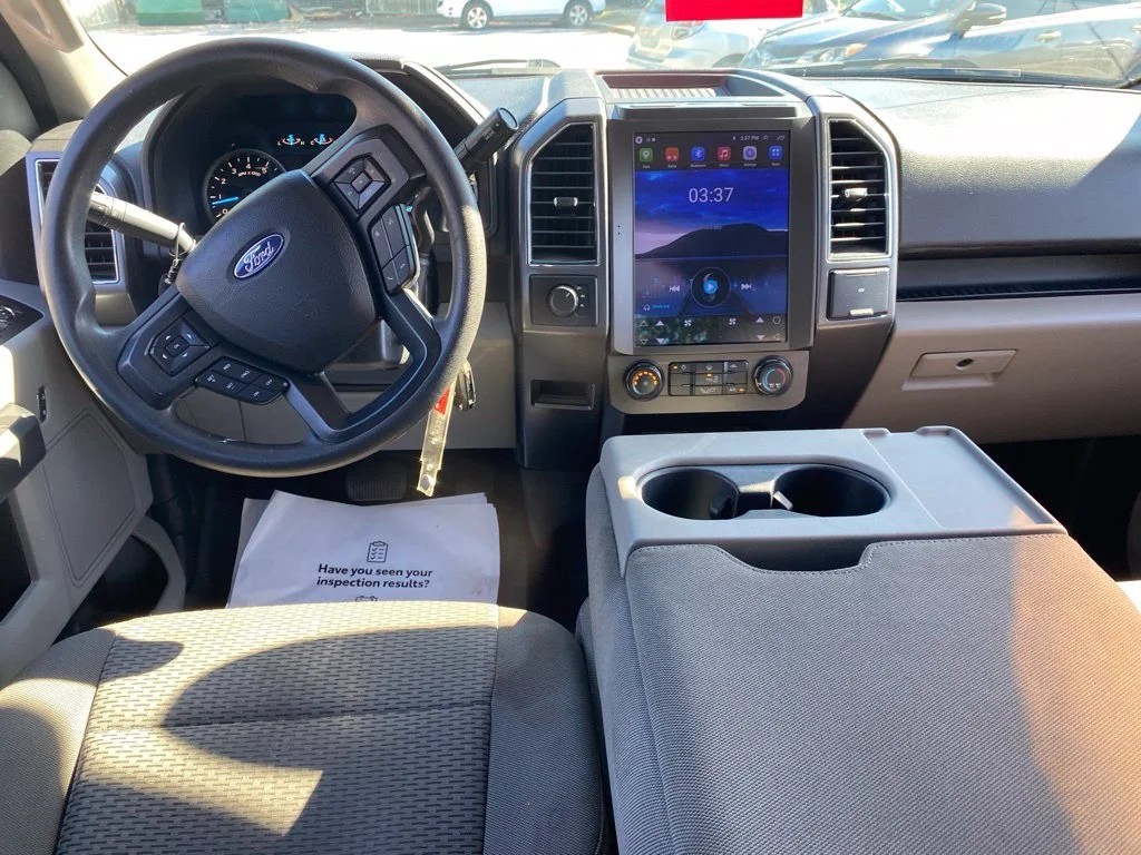 Used 2018 Gray Ford XLT image 8