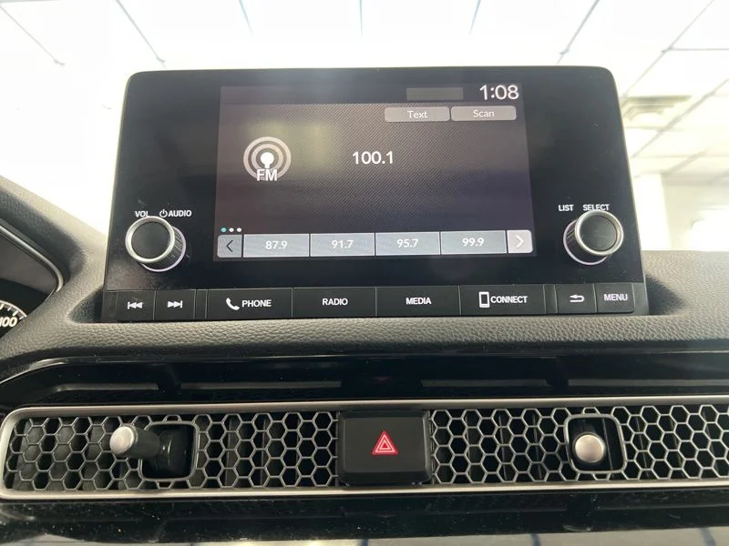 Used 2024  Honda EX-L image 29