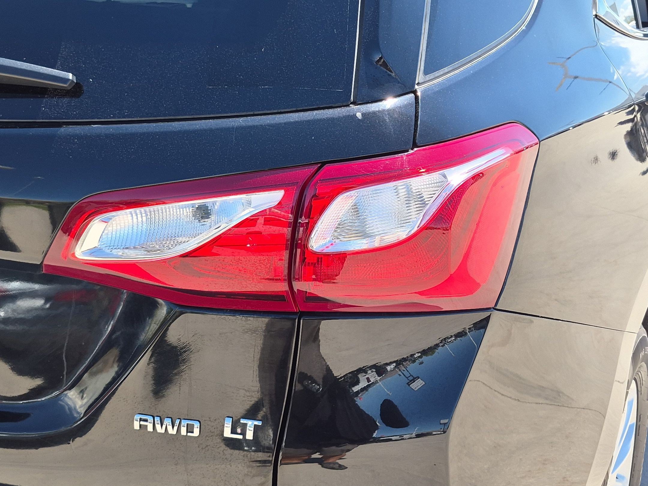 Certified Used 2020 MOSAIC BLACK METALLIC Chevrolet LT image 11