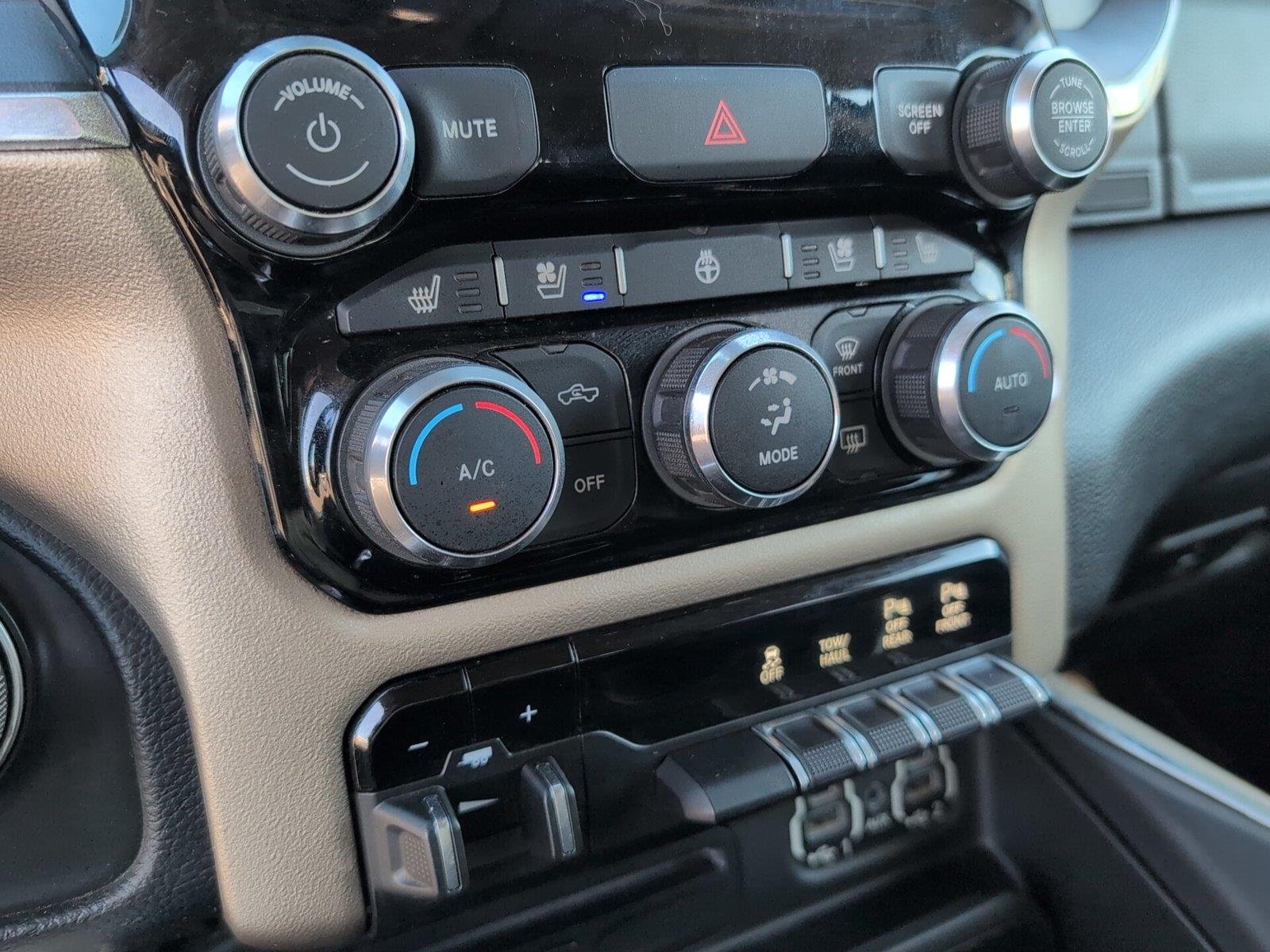 Used 2019 Ivory White Tri-Coat Pearlcoat Ram Laramie image 19