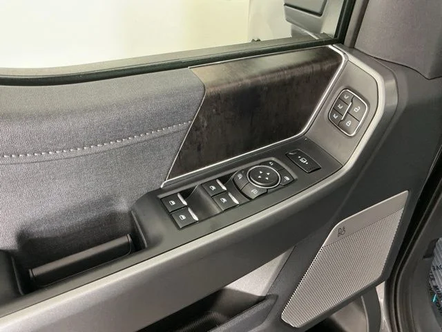 New 2026 Carbonized Gray Metallic Ford Lariat image 18