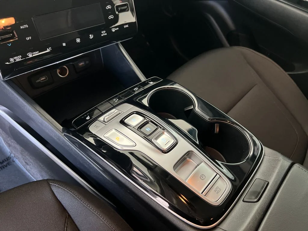 Used 2022 Gray Hyundai Blue image 25