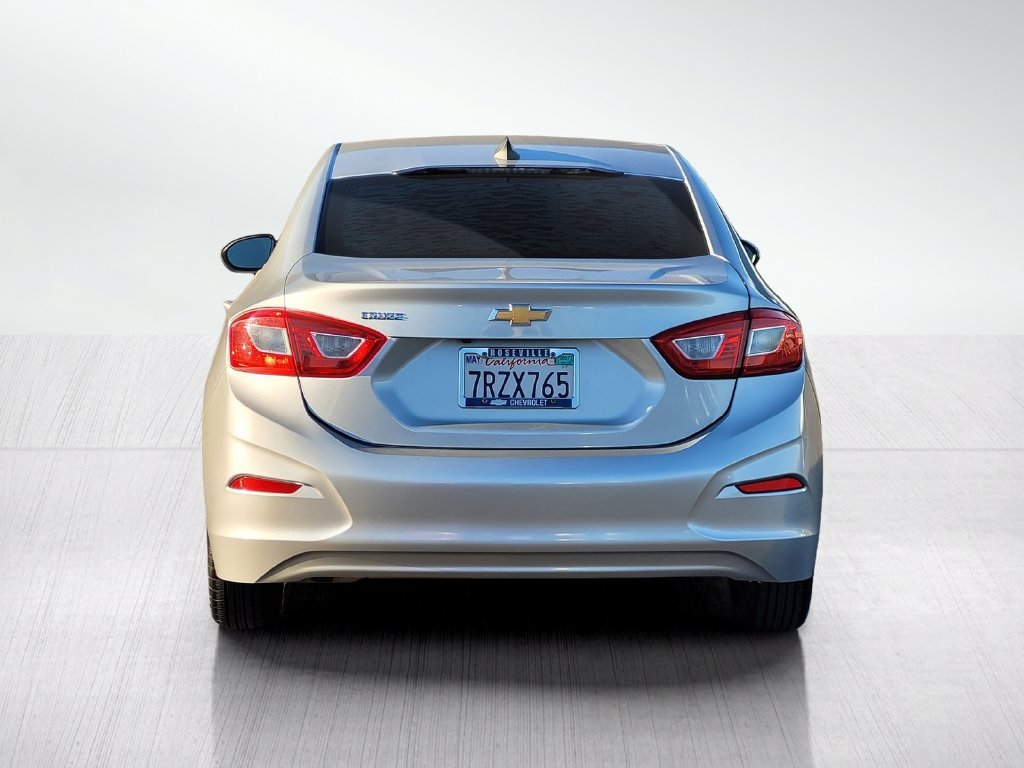 2016 Chevrolet Cruze LS - Photo 10