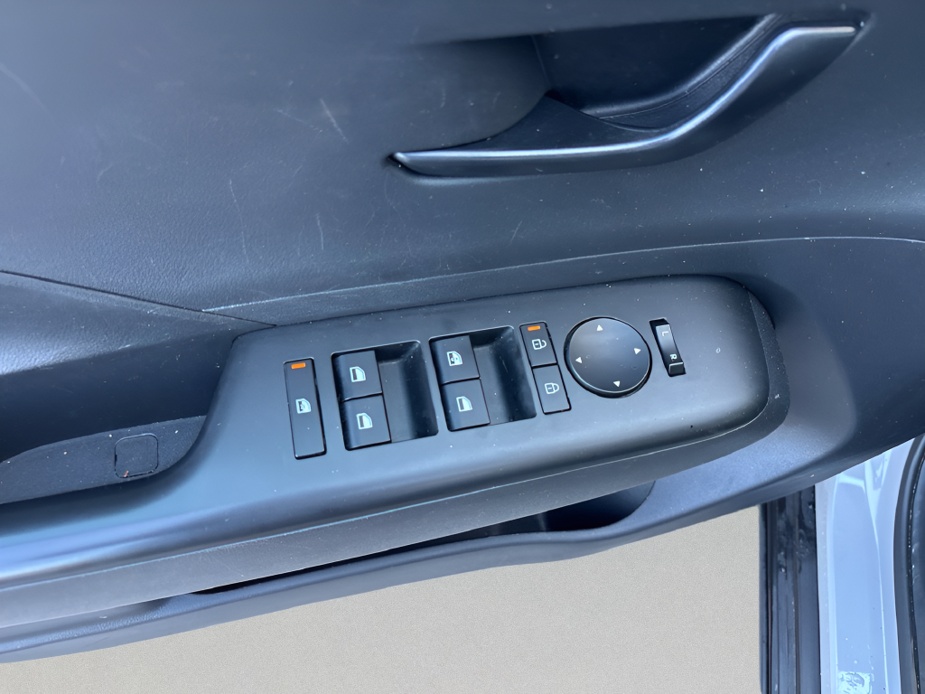 Certified Used 2025 Gray Hyundai SEL image 25