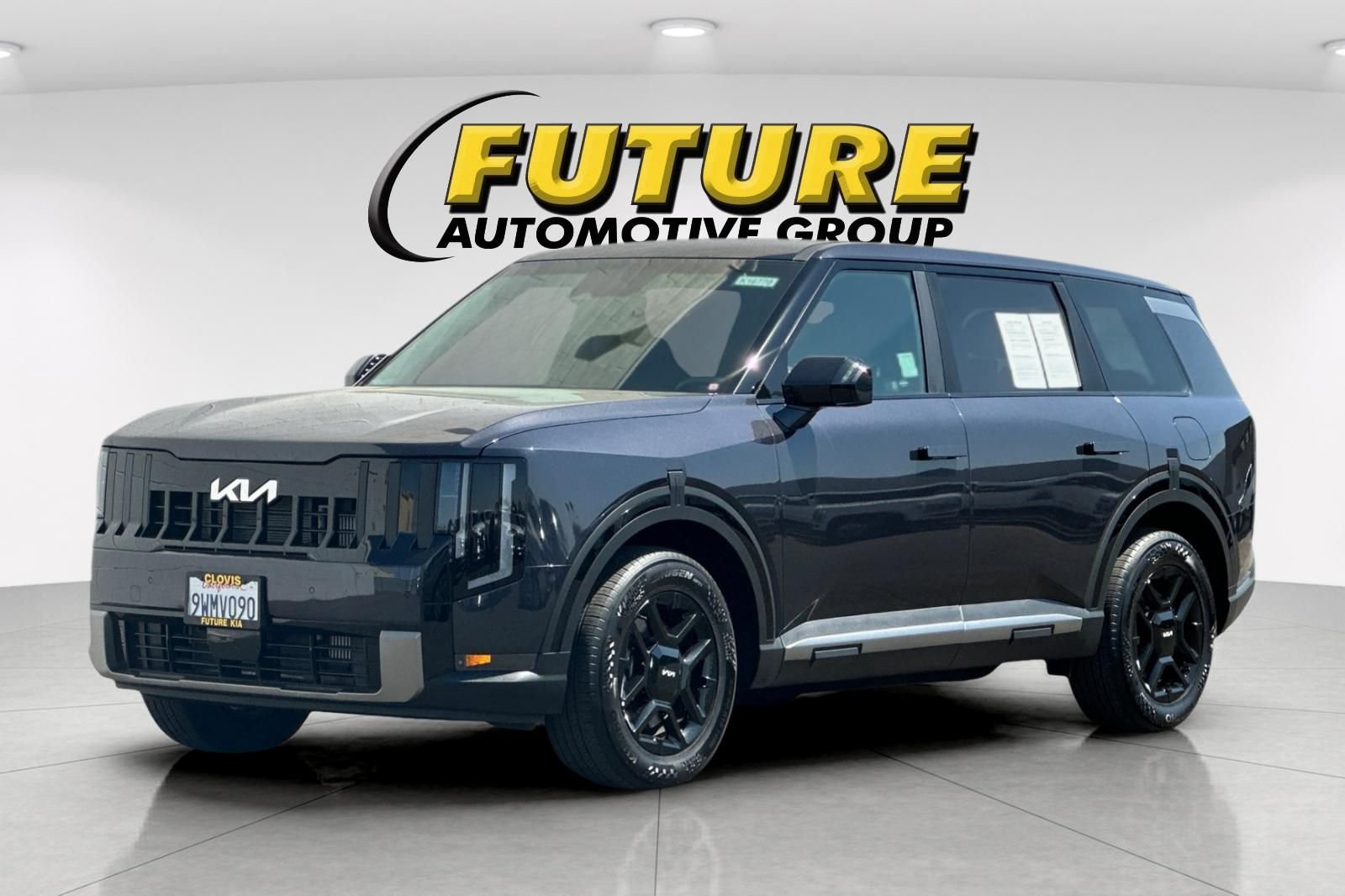 Used 2027 Gray Kia LX image 8