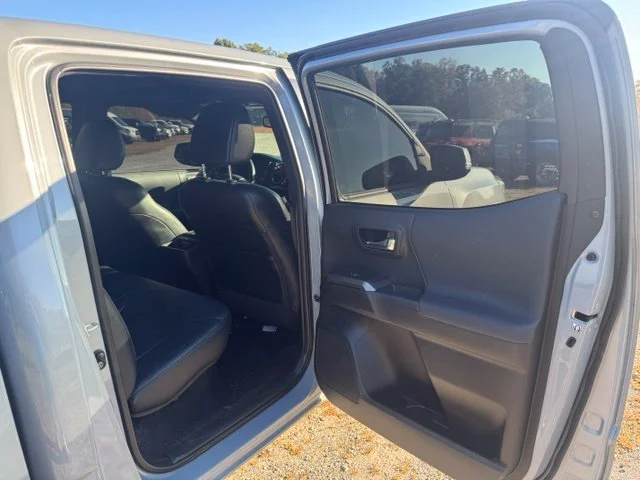 Used 2018  Toyota TRD Sport image 13