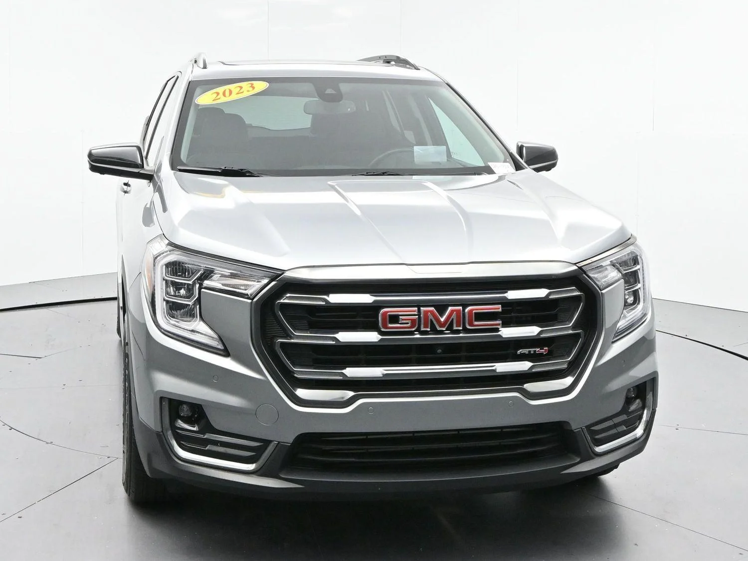 Used 2023 Sterling Metallic GMC AT4 image 2