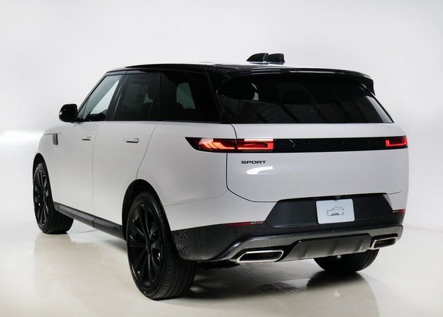 New 2026 Borasco Grey Land Rover SE image 30