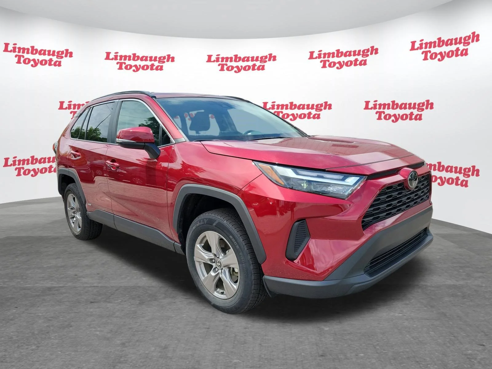 Used 2025 Red Toyota Hybrid XLE image 17