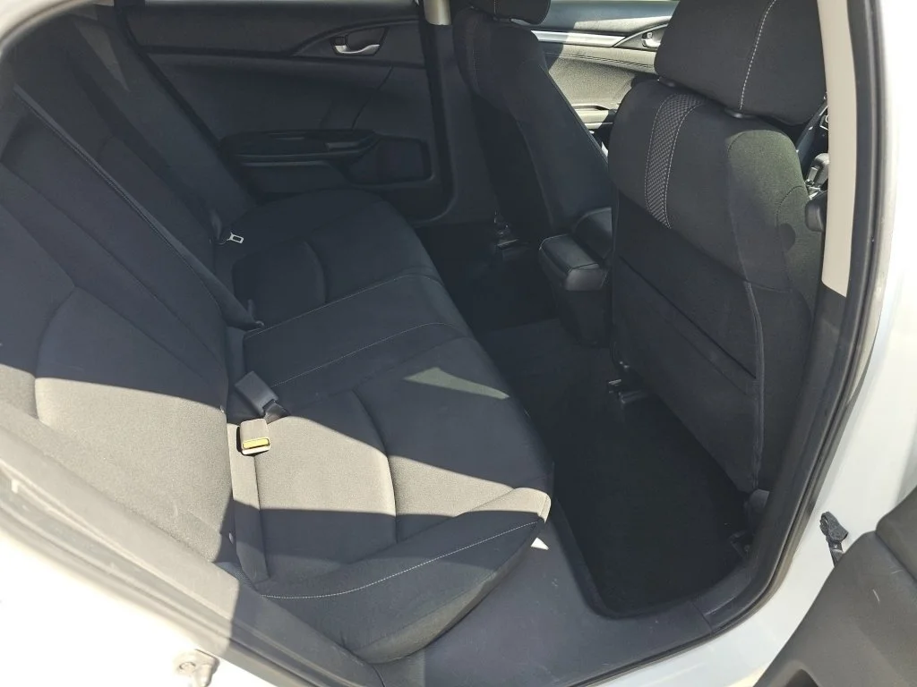 Used 2019 Platinum White Pearl Honda EX image 5
