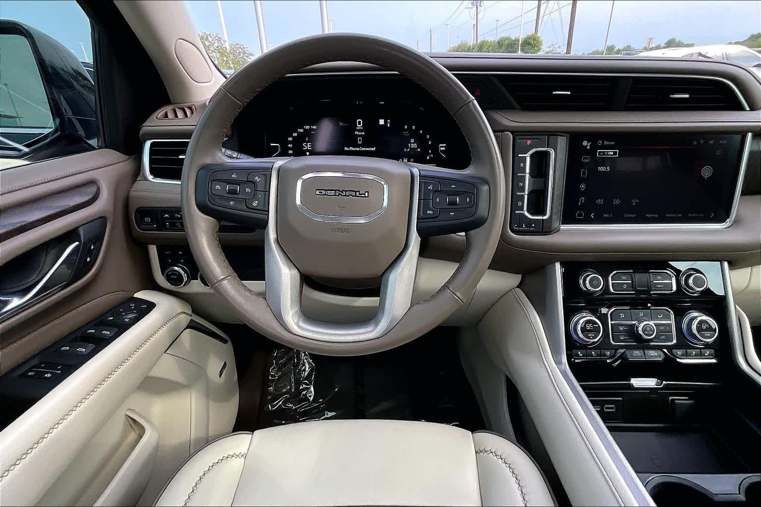 Used 2022 Hunter Metallic GMC Denali image 5