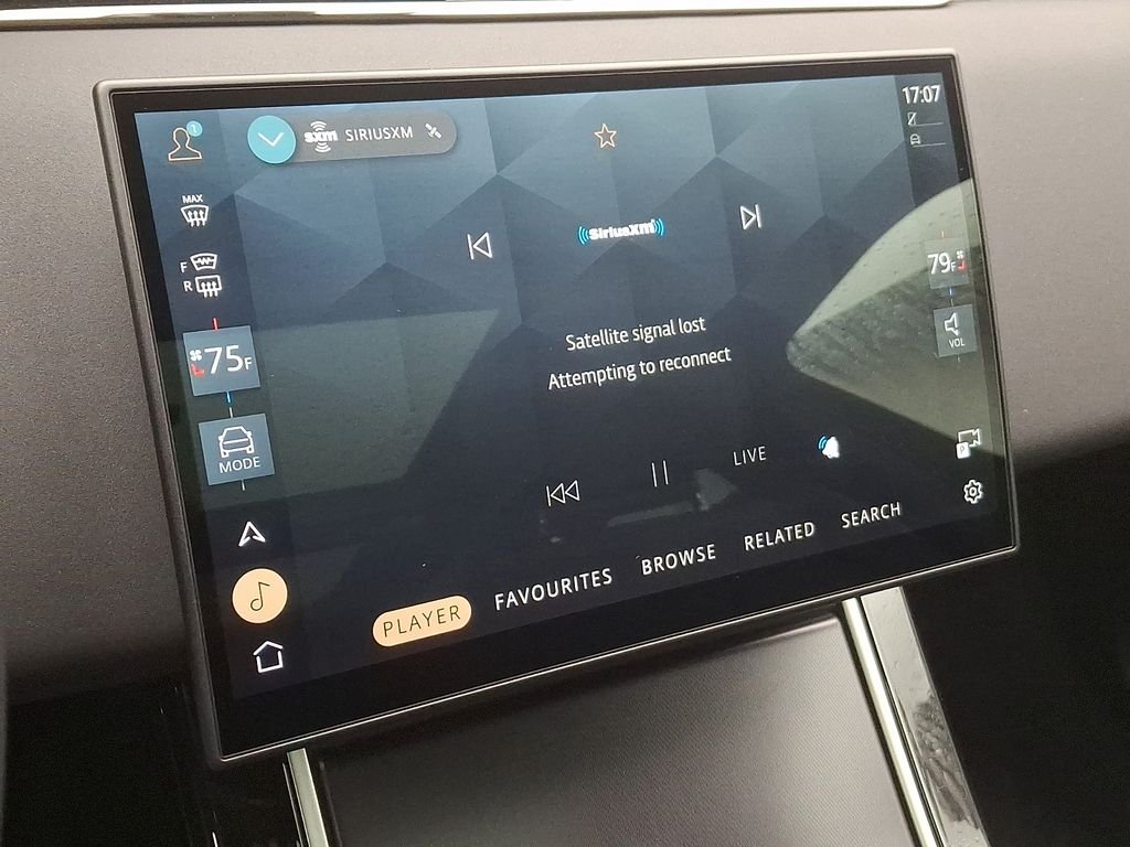 New 2026 Santorini Black Land Rover Dynamic image 14