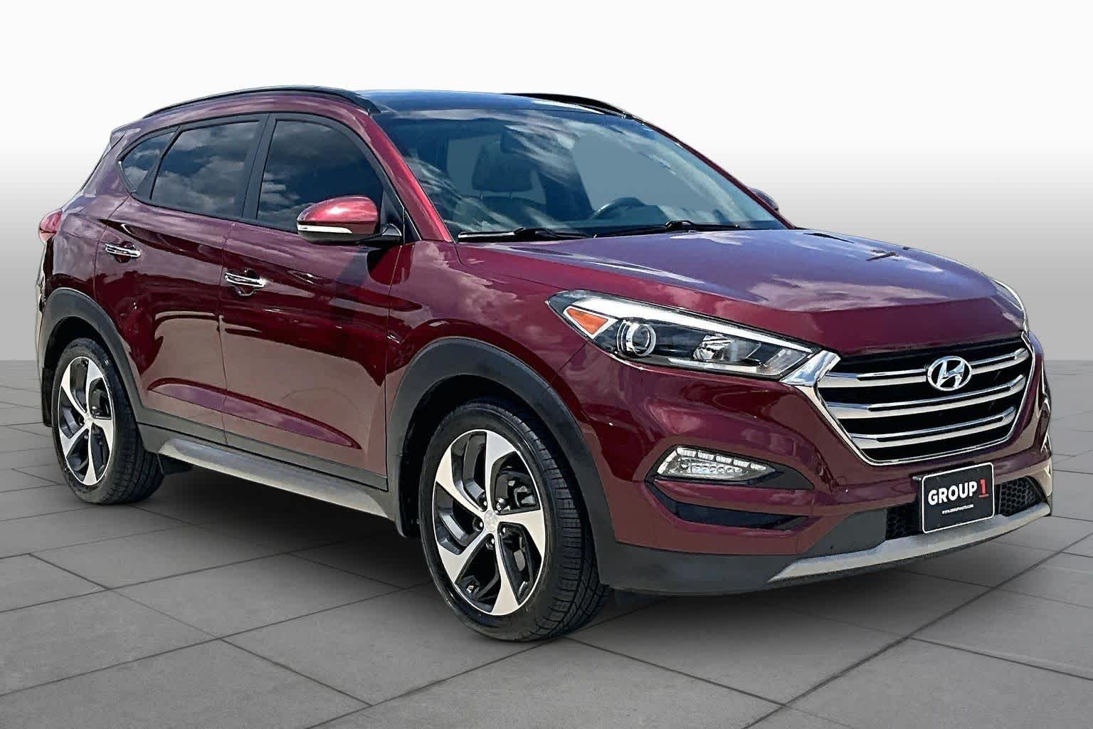 Used 2017 Ruby Wine Hyundai Limited image 3