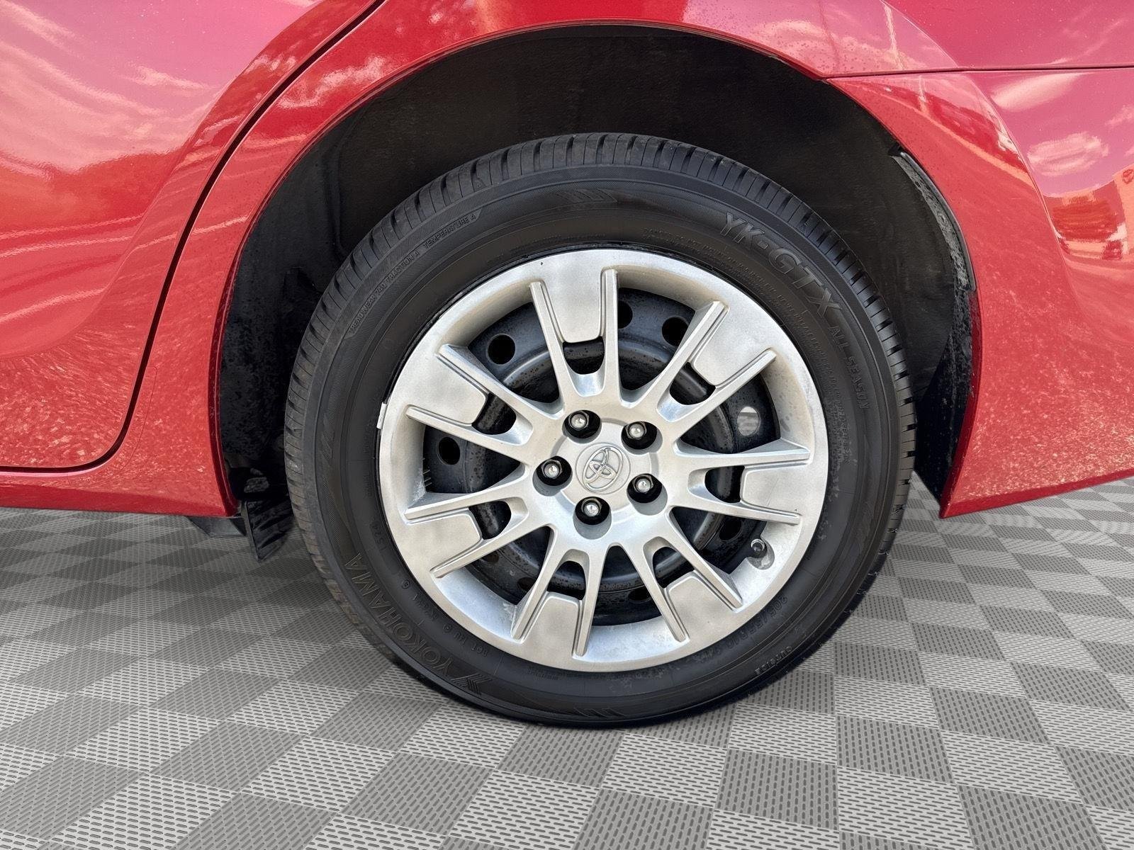 Used 2014 Barcelona Red Metallic Toyota S image 17
