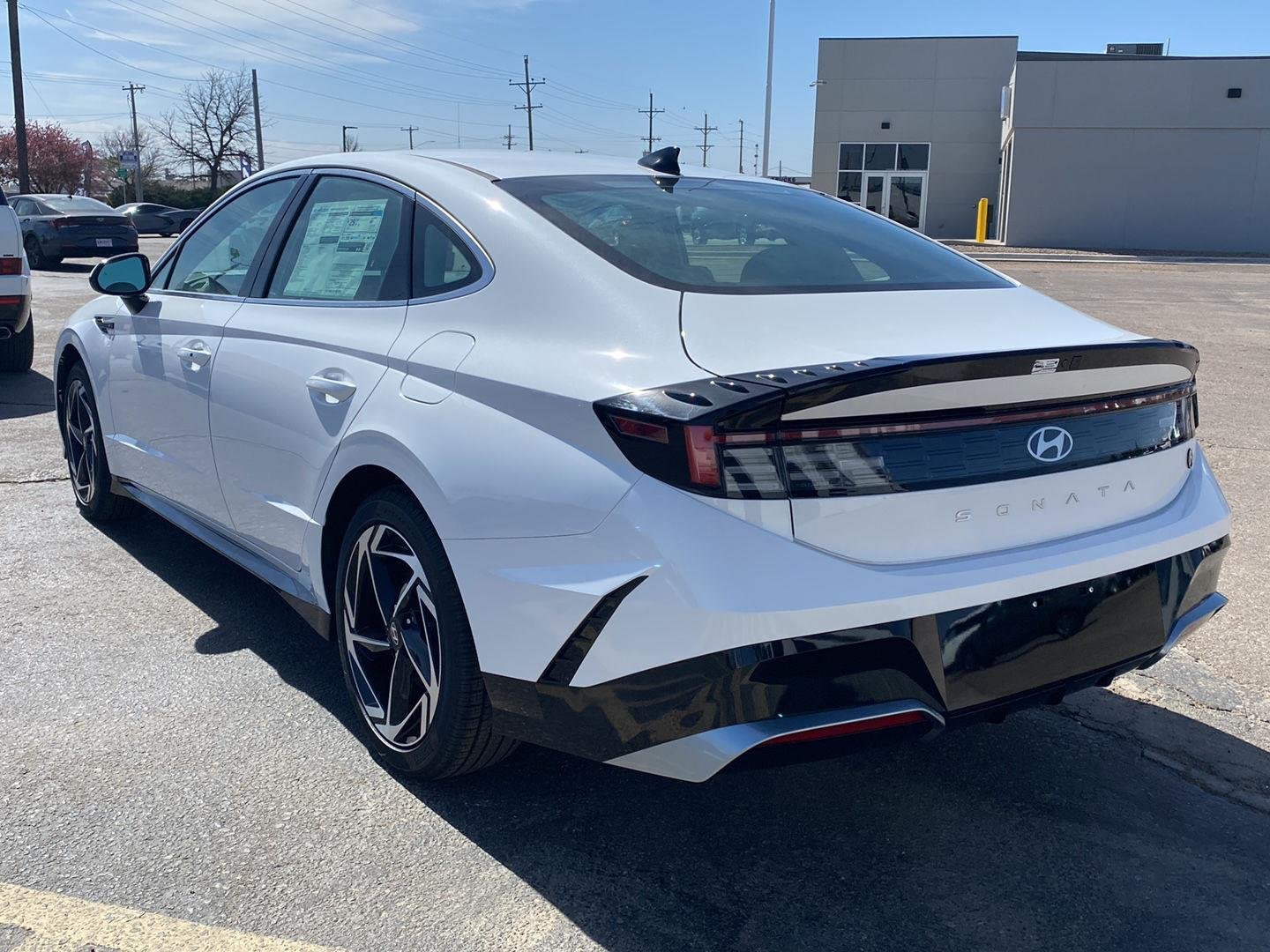 2026 Hyundai Sonata SEL - Photo 3
