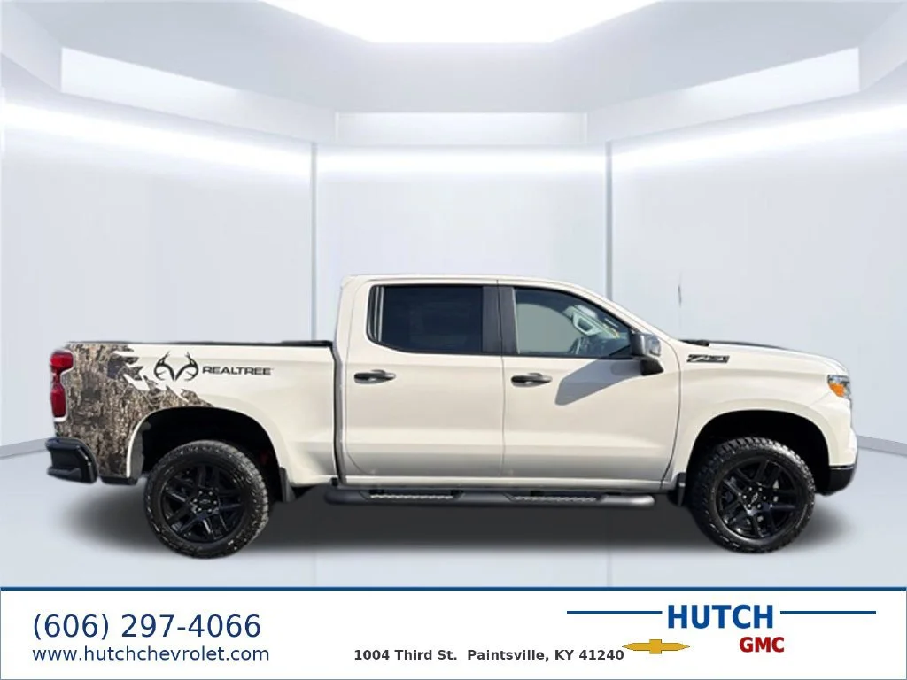 New 2026 White Sands Chevrolet Custom Trail Boss image 8