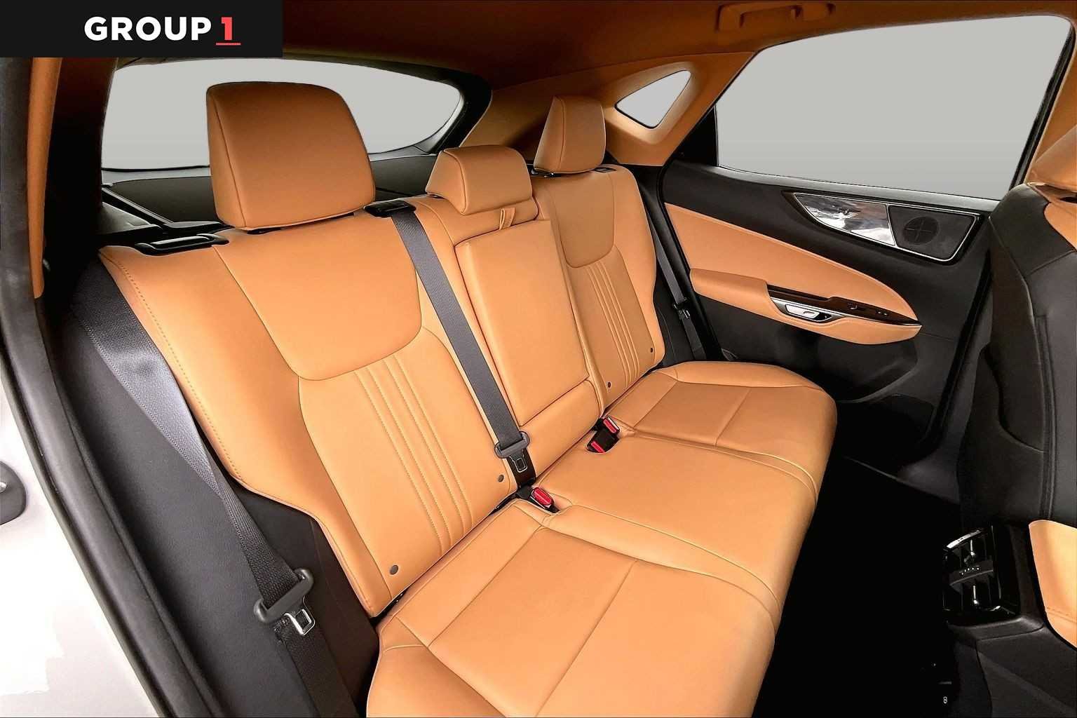 Used 2025 Atomic Silver Lexus Premium image 17