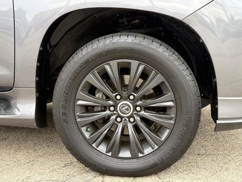 Used 2022 Gray Pearl Lexus 460 Luxury image 9